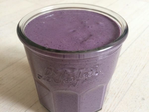 Recette smoothie le Blueberry King aux myrtilles anti-cancer sur plantastique.com